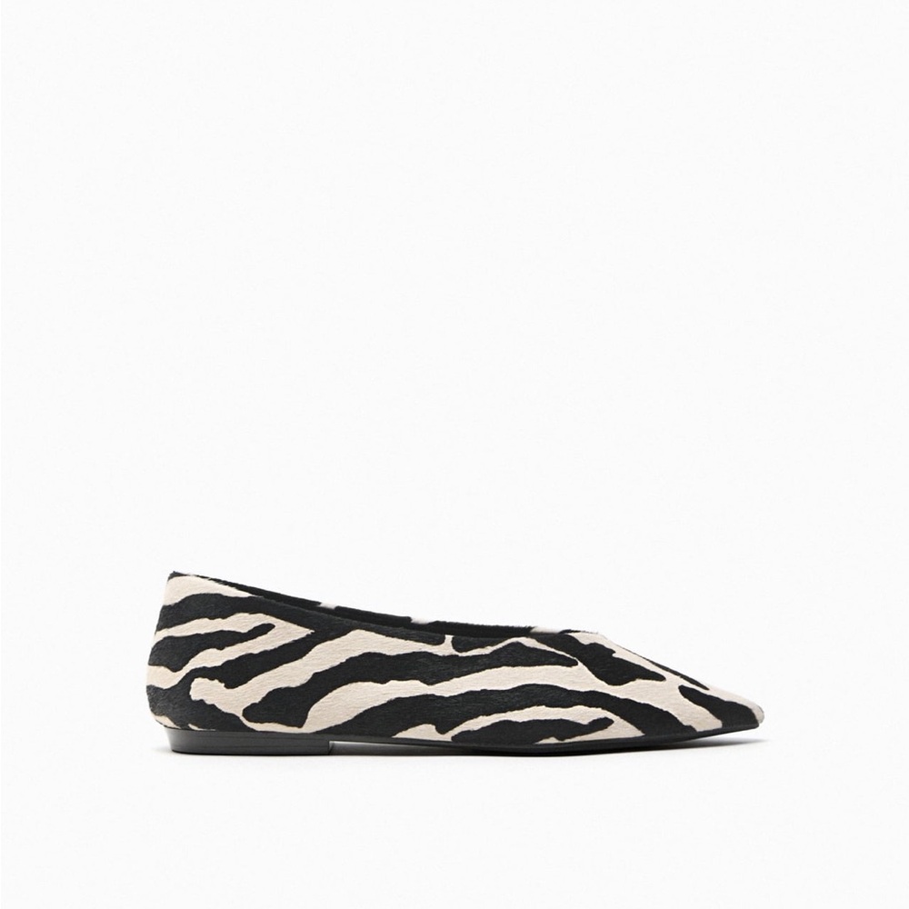 ZARA Animal Print Leather Ballerina
